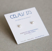 Load image into Gallery viewer, Classic MINI pearls earrings
